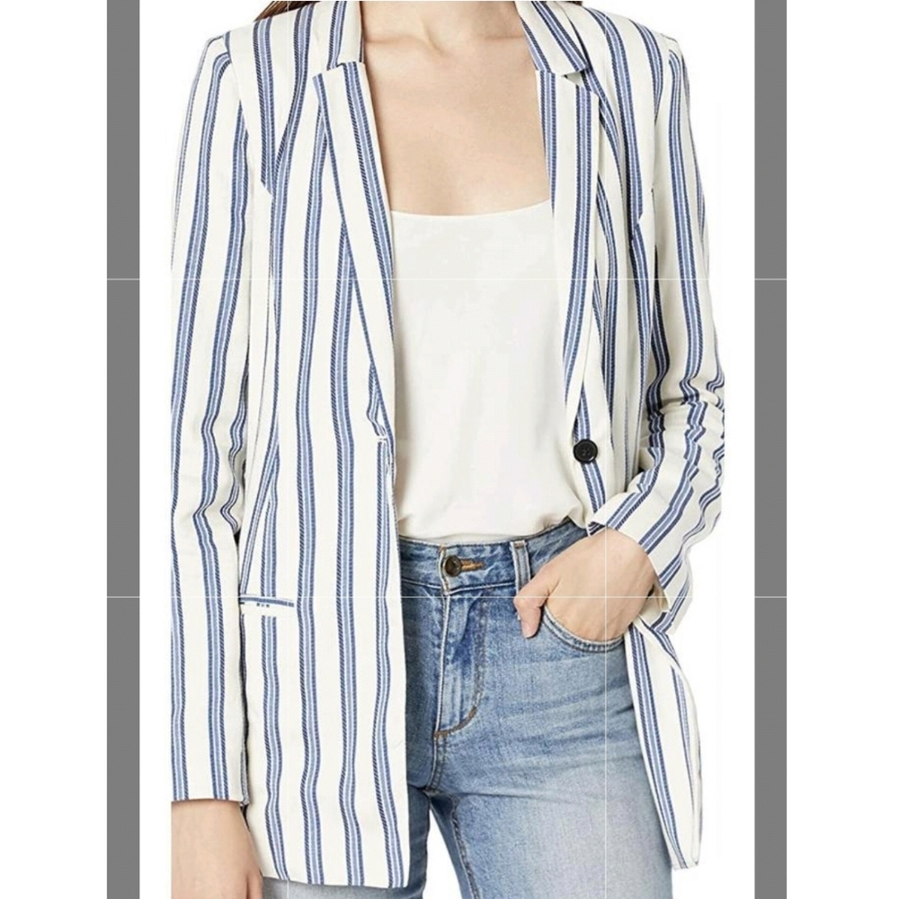 NWT BCBGeneration Linen Blend Blazer